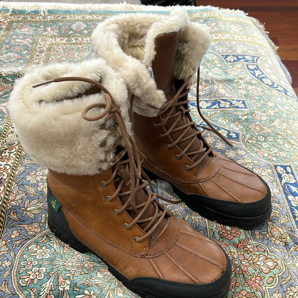 Polo Ralph Lauren Quinta Women’s Books Like New Size 8.5